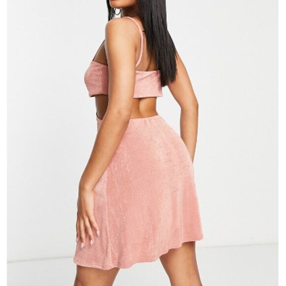 New ~ TOPSHOP , NORDSTROM ~ Minky Pink Halter Cut Out Slinky Mini Dress Size 12 - Picture 2 of 9